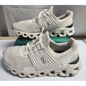 ON CLOUDSWIFT HELION 41-98929 woman Sz 9.5 lace-up‎ running shoes all white